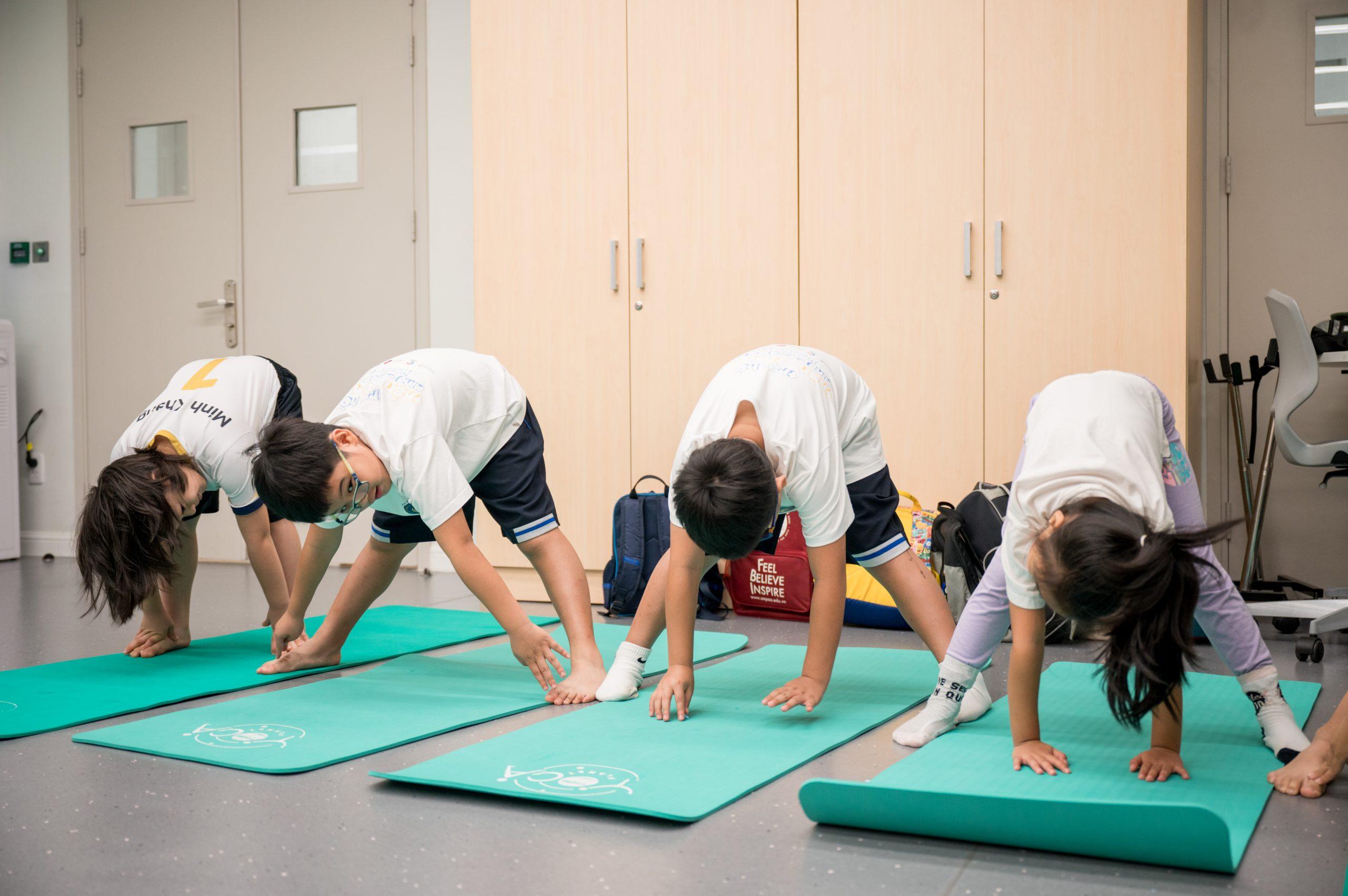 Yoga kể chuyện - yoga trẻ em tại trường học